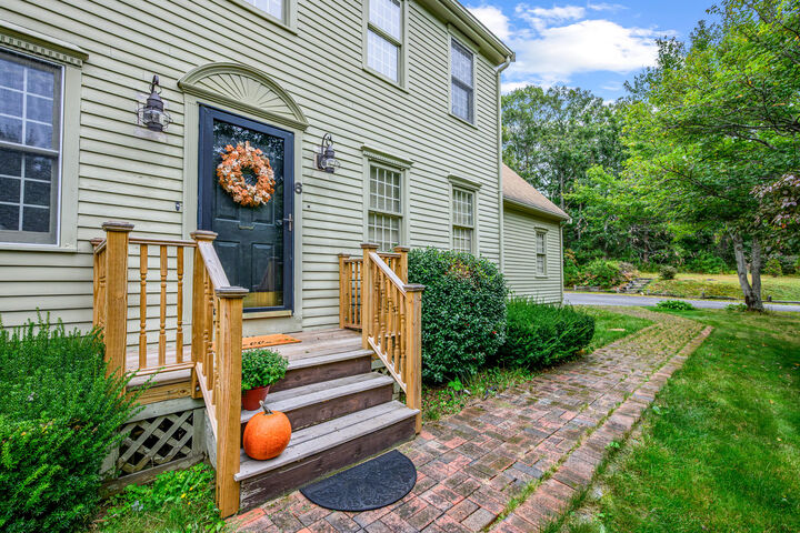 Property Photo:  6 Viking Lane  MA 02563 