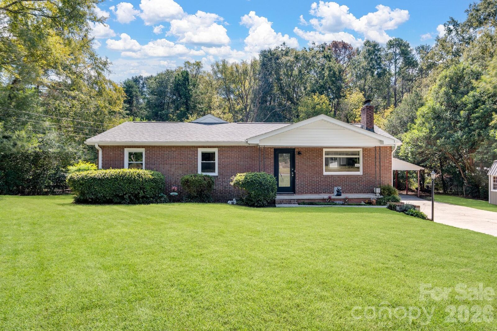 Property Photo: 2010 Pine Top Drive NC 28054