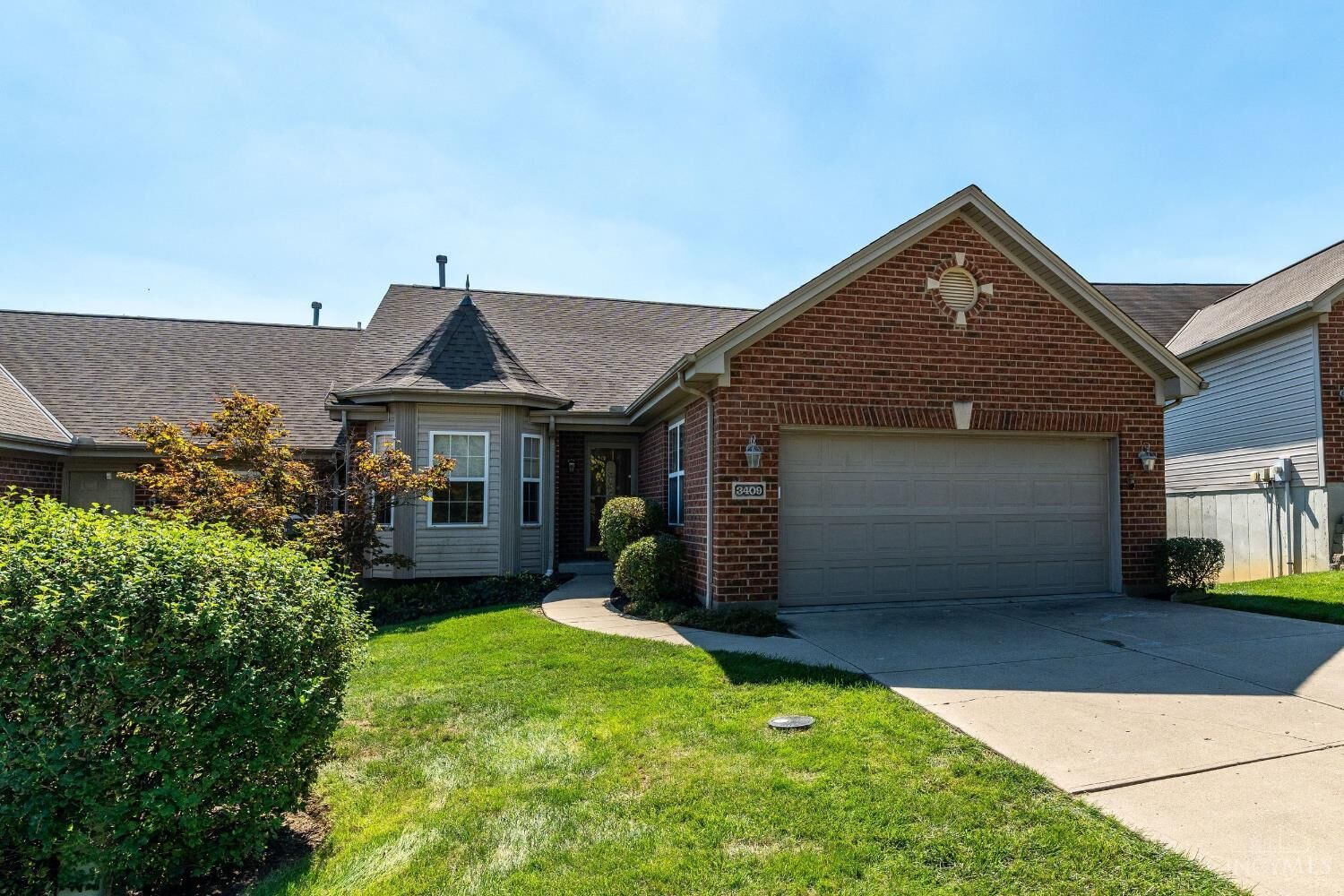 Property Photo: 3409 Kleeman Lake Court OH 45211
