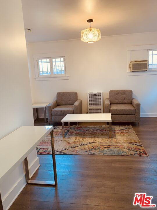 Property Photo:  1030 S Burlington Ave, Unit 1030 1/2  CA 90006 