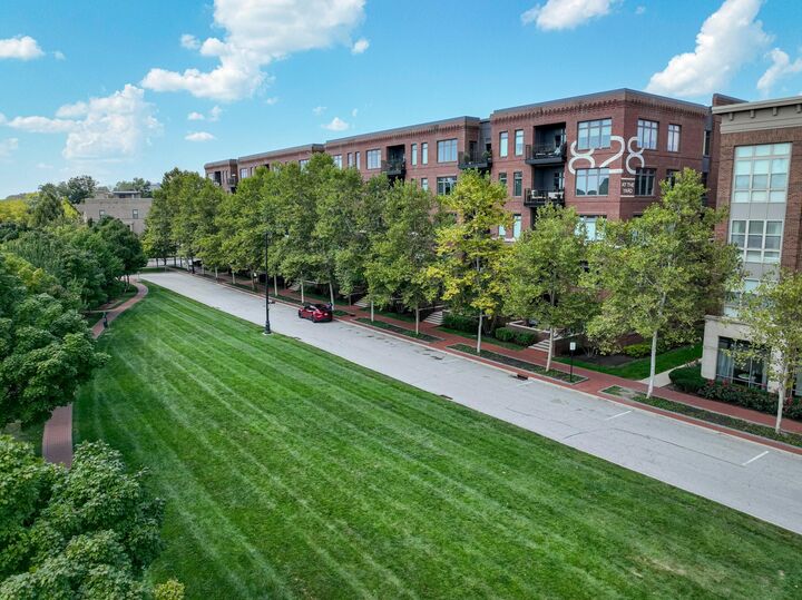 Property Photo: 828 Bobcat Avenue OH 43212