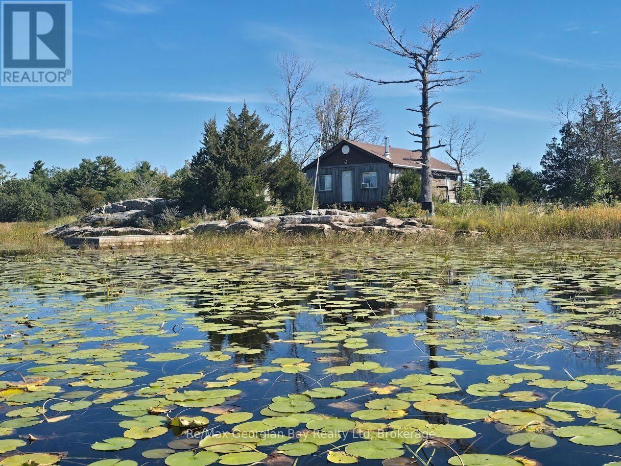 Property Photo:  380 2 Island  ON L0K 1S0 