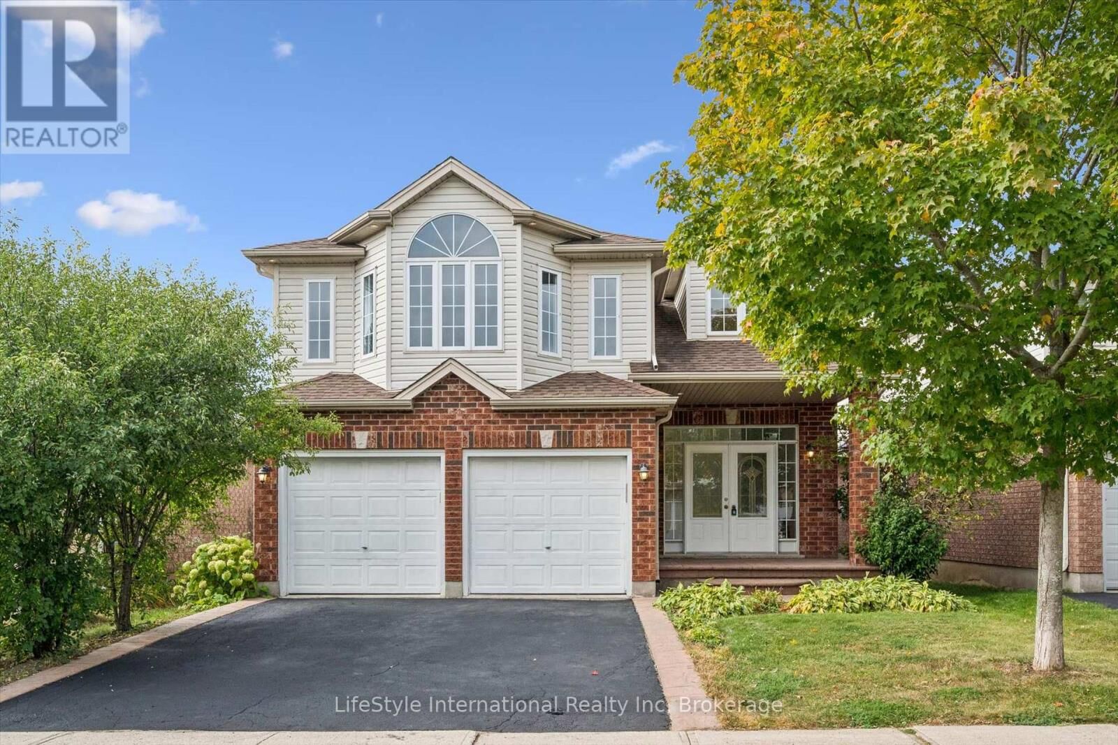 Property Photo:  4 Davis Street  ON N1E 0A2 