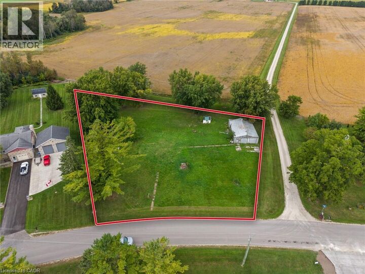 Property Photo:  742 Josephine Street North  ON N9B 2L3 