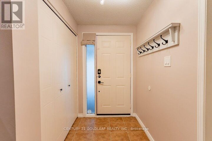Property Photo:  1137 Chimney Hill Way  ON K1J 8Z7 