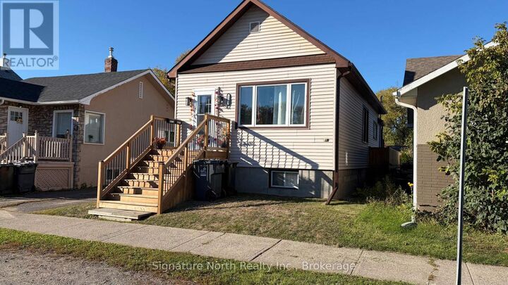 Property Photo: 1313 Gore Street West ON P7E 3T7