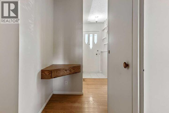 Property Photo: 1015 Mackid Road Northeast AB T2E 6A8