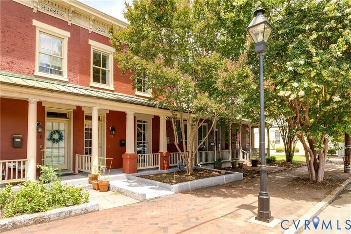 Property Photo:  520 N 1st Street  VA 23219 