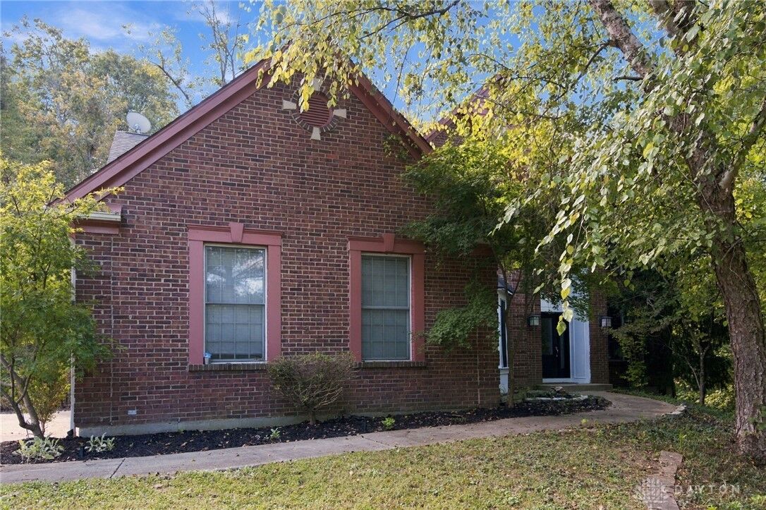 Property Photo: 709 Deer Trail Court OH 45140