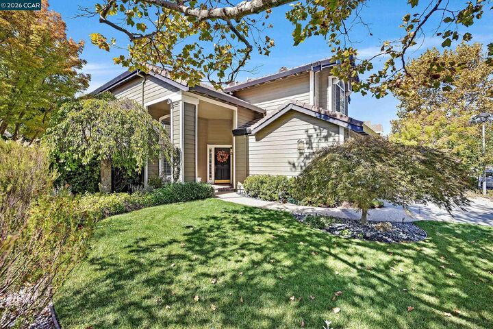 Property Photo: 121 Parkhaven Dr CA 94506