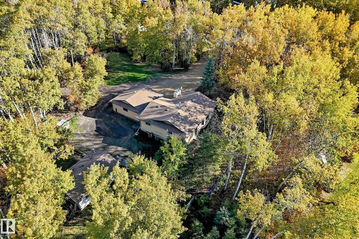 Property Photo: 23016 Twp Rd 504 100 AB T0B 3M1