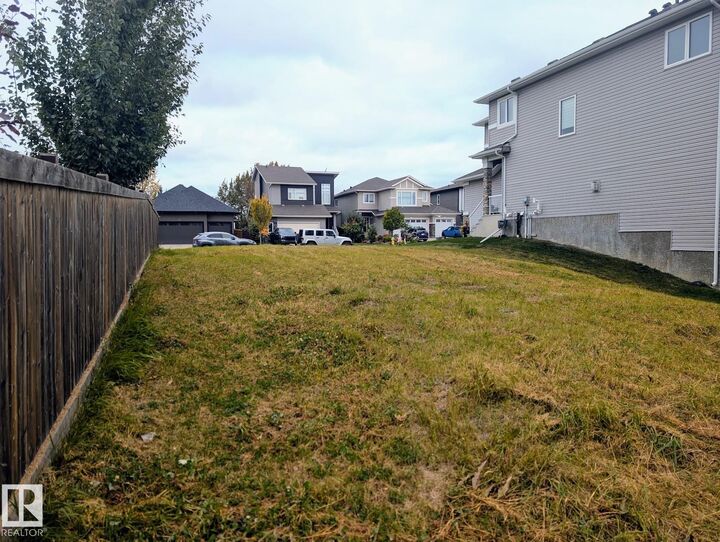 Property Photo:  19 Lakevista Point(E)  AB T4X 0J2 