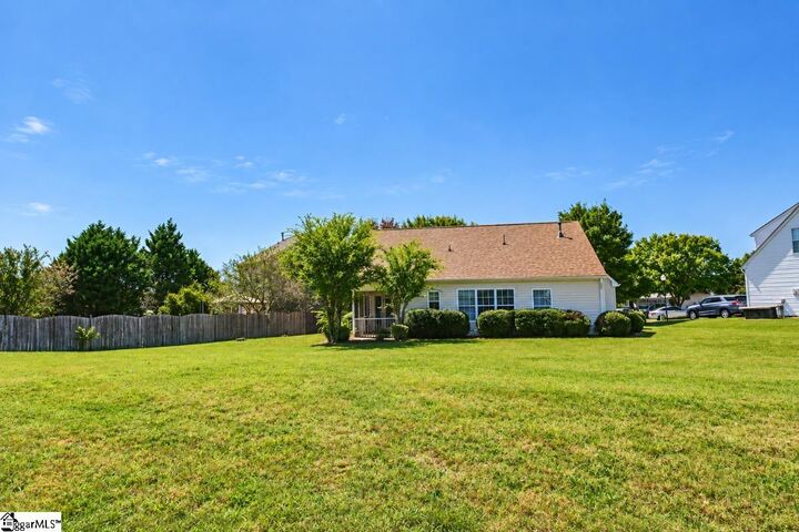 Property Photo:  516 Thurston Court  SC 29388 