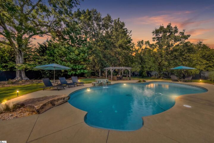 Property Photo:  2 Stonebrook Farm Way  SC 29615 
