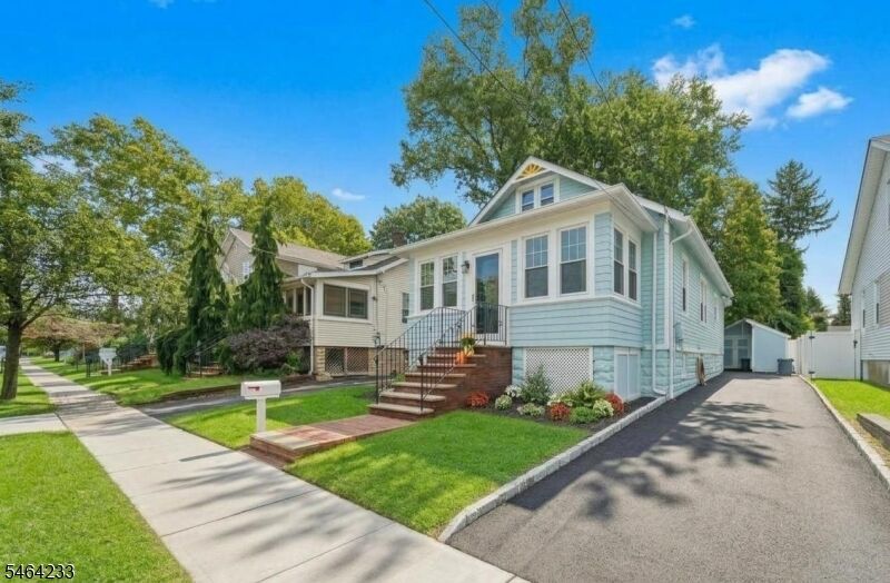 Property Photo:  38 Franklin St  NJ 07088 