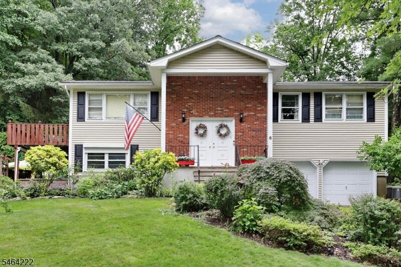 Property Photo:  6 Cooper Dr  NJ 07465 