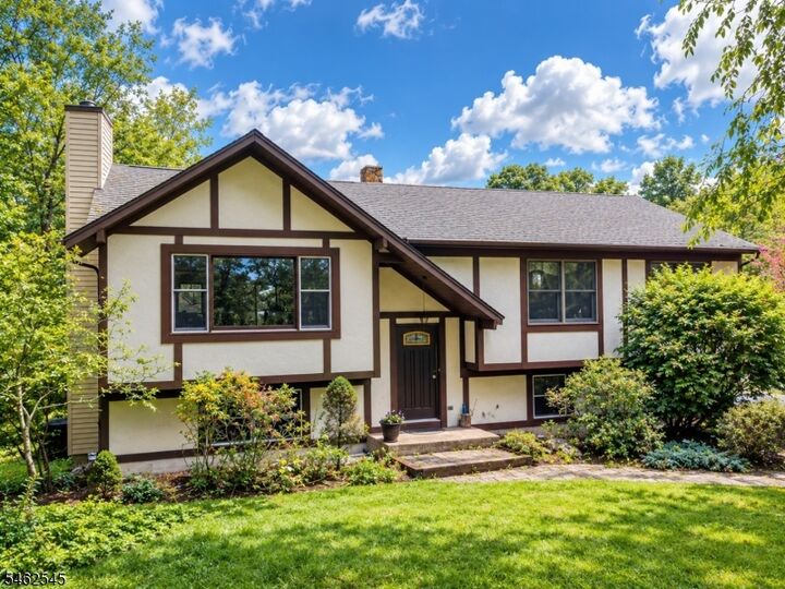 Property Photo:  118 Ridge Rd  NJ 07826 