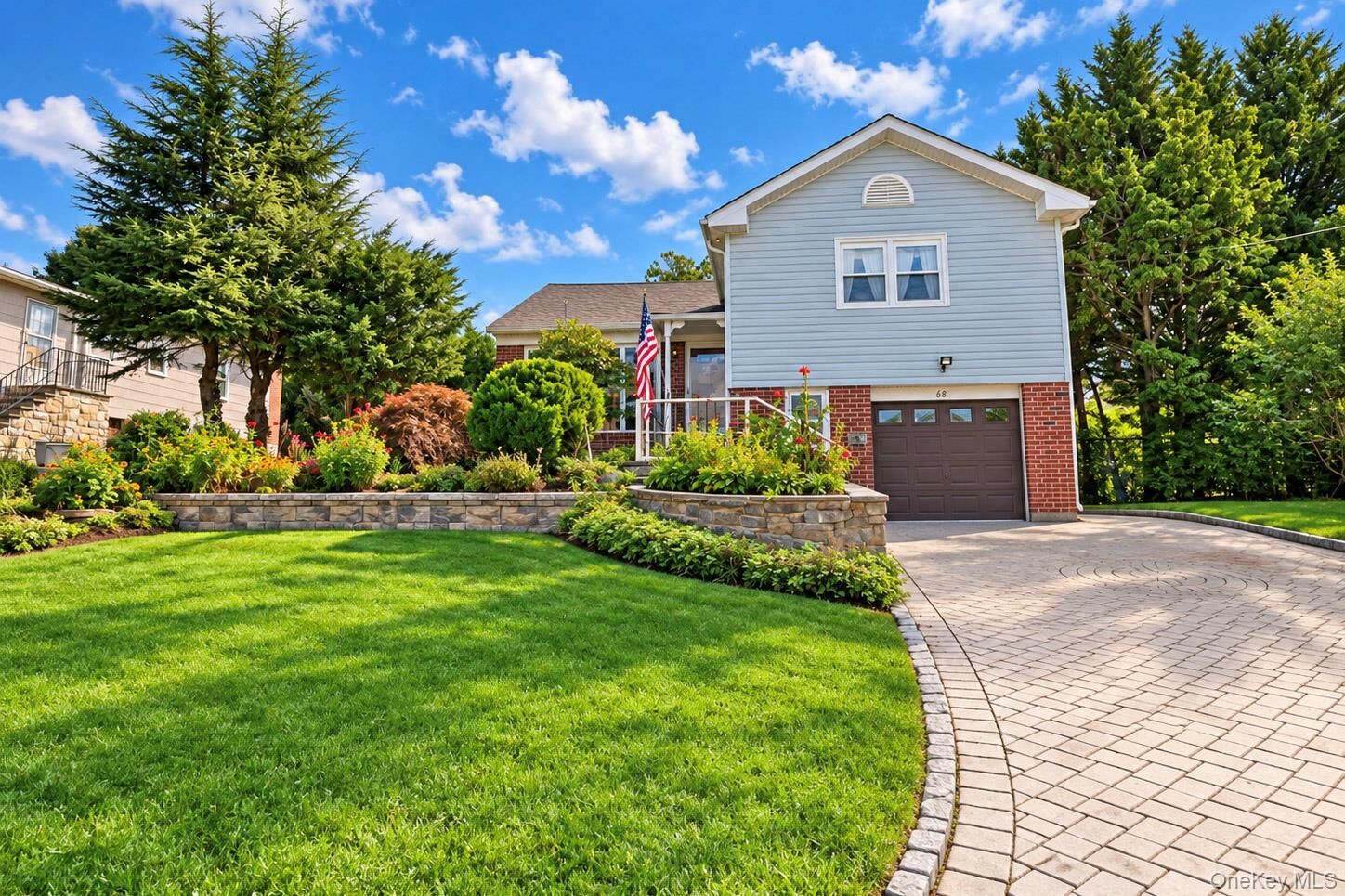Property Photo:  68 Elaine Terrace  NY 10701 