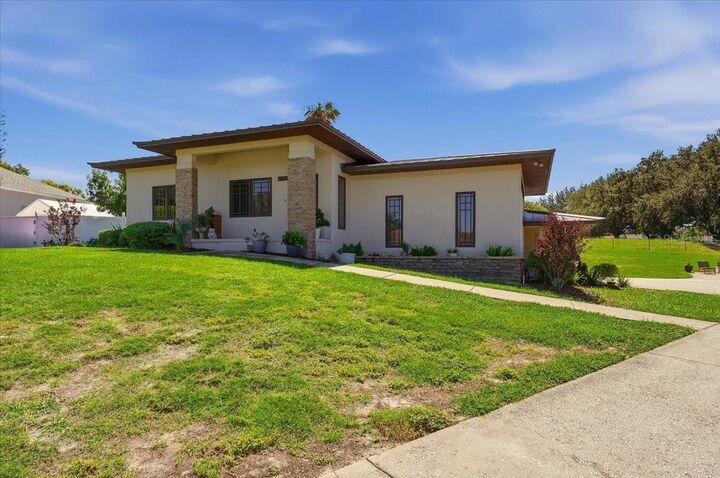 Property Photo:  3239 Summerland Hills Court  FL 33812 
