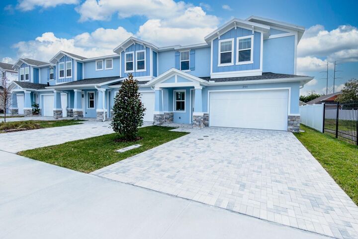 Property Photo: 2548 Mario Way FL 33761
