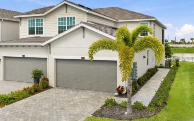 Property Photo:  12640 Radiance Court 102  FL 34293 