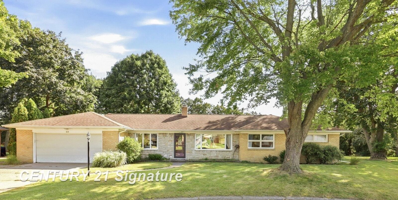Property Photo:  40 Shadyside Court  MI 48638 