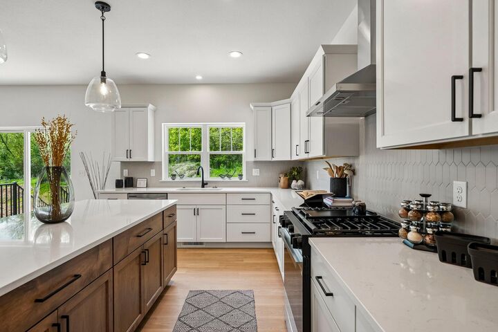 Property Photo:  W254n5593 Crescent Hill Dr  WI 53089 