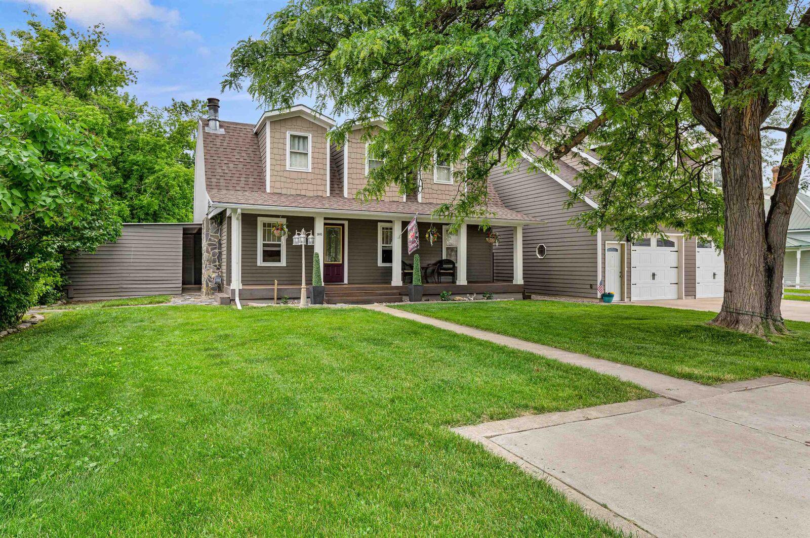 Property Photo: 1605 N 3rd Street SD 57783