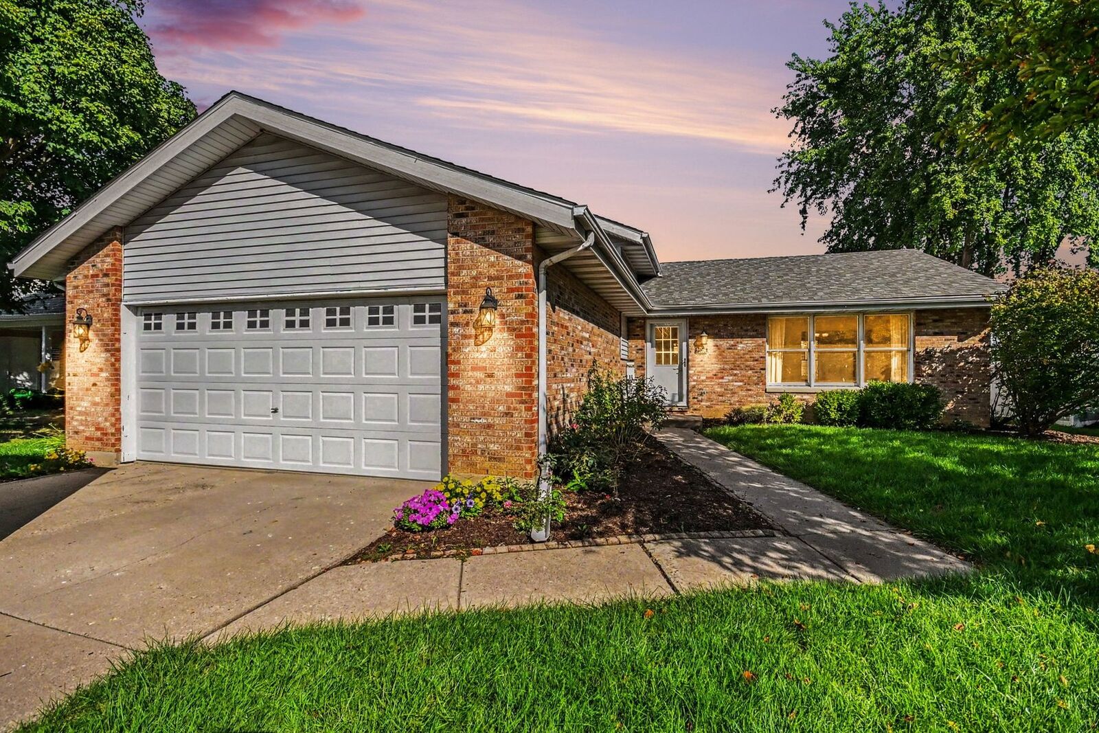 Property Photo: 24006 W Joseph Avenue IL 60544