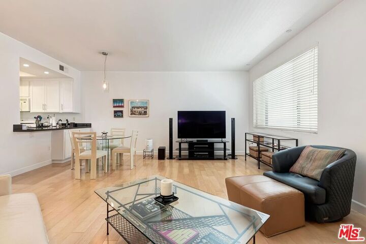 Property Photo:  1830 Colby Avenue 9  CA 90025 