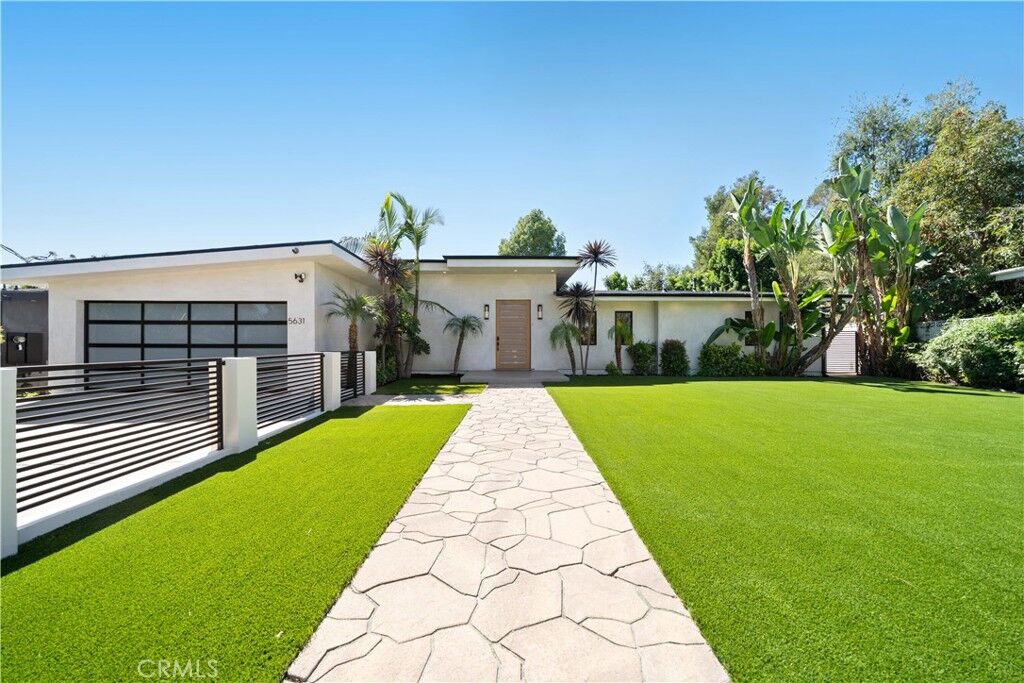 Property Photo: 5631 Wilhelmina Avenue CA 91367