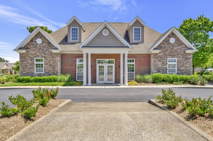 Property Photo: 1472 Standish Dr TN 37087