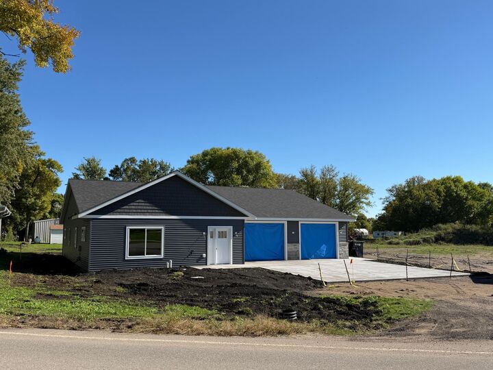 Property Photo:  40 Oak Street  MN 56389 