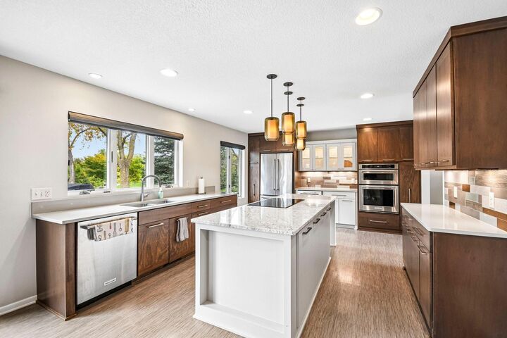 Property Photo: 1075 Fallbrook Lane MN 55125