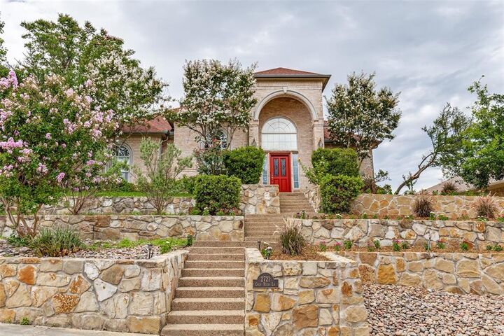 Property Photo: 2721 Gold Rush Lane TX 75007