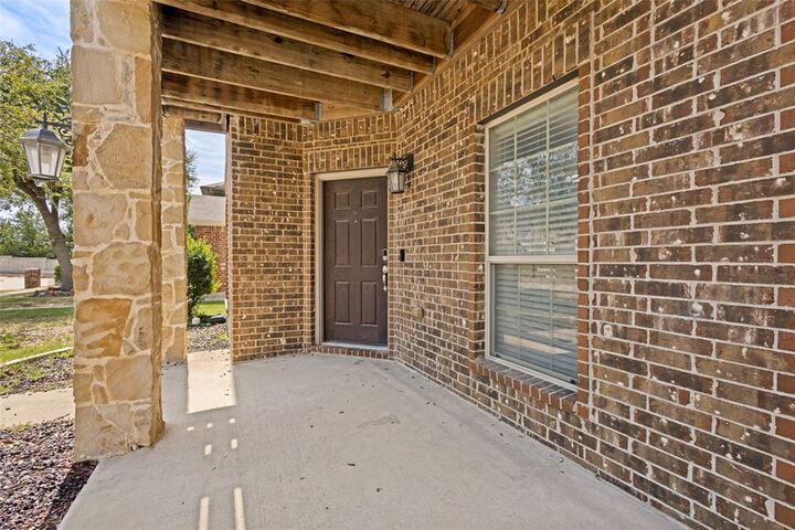Property Photo: 2201 Canyon Point TX 75071