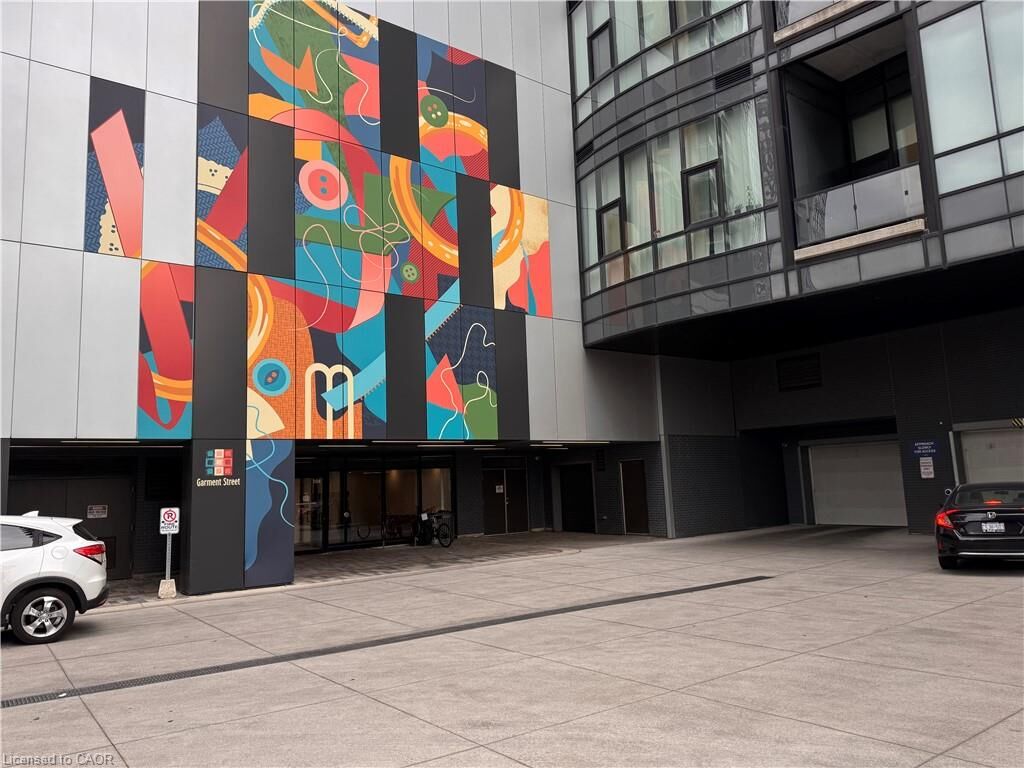 Property Photo:  100 Garment Street 801  ON N2G 0C3 