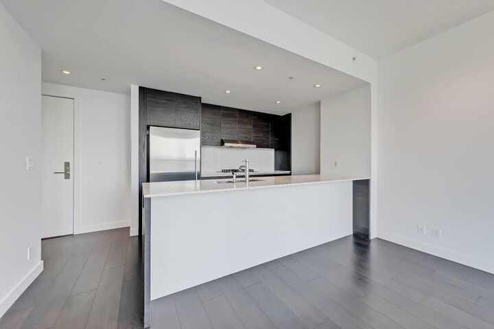 Property Photo:  1501 6 Street SW 1708  AB T2R 0Z7 