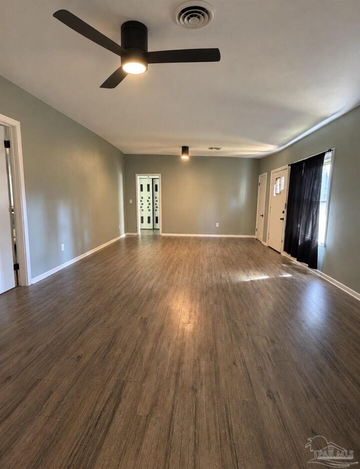 Property Photo:  6668 Maple St  FL 32570 