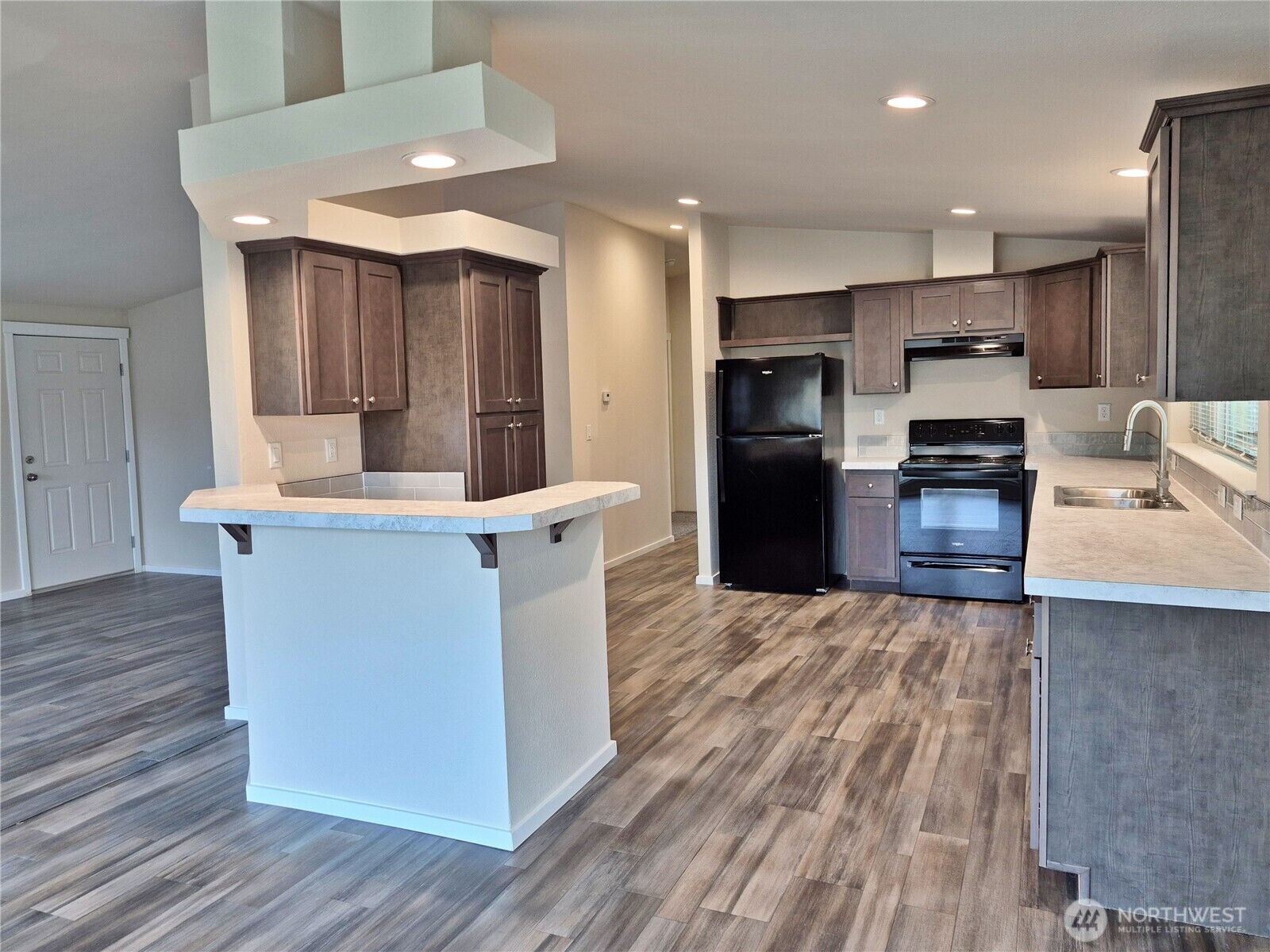 Property Photo: 359 NE Saturn Lane WA 98311