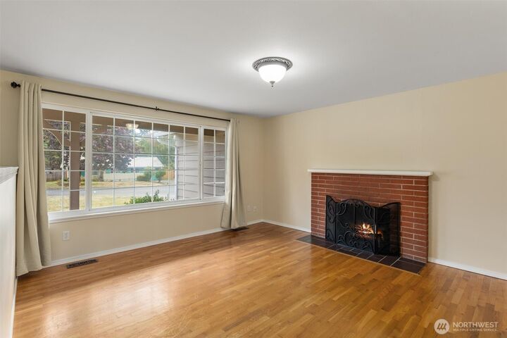 Property Photo:  22506  45th Place W  WA 98043 