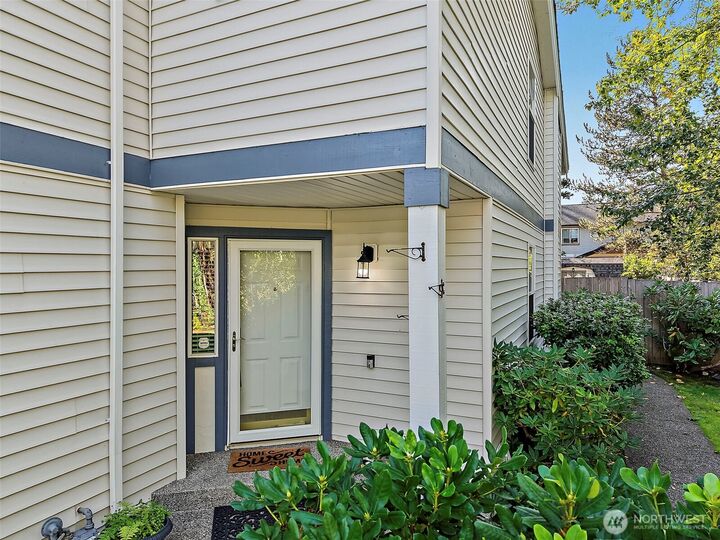 Property Photo:  11502 SE 221st Place  WA 98031 