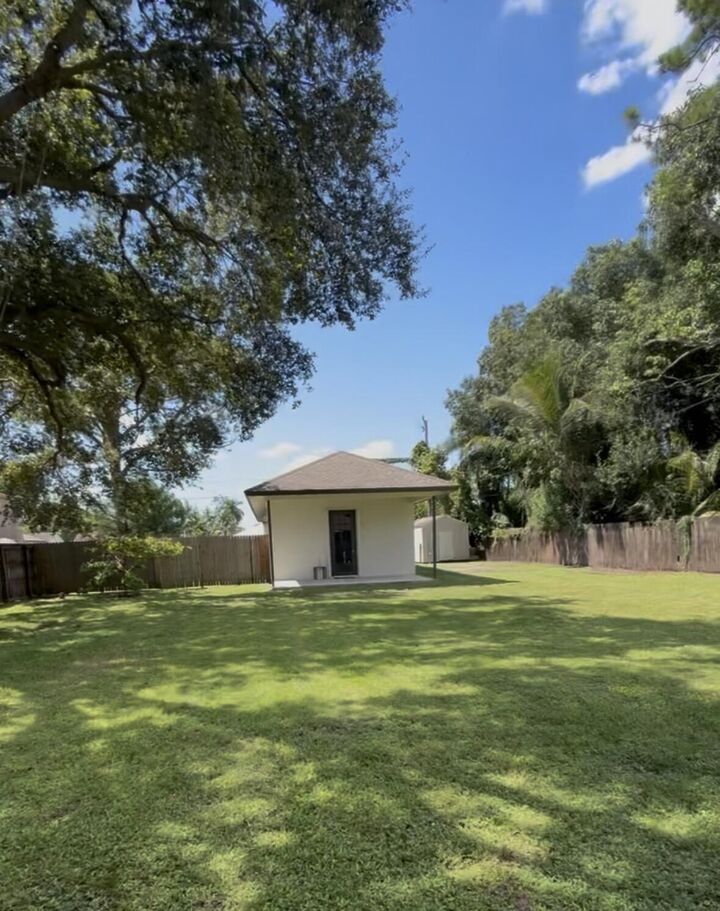 Property Photo:  5139 1st Road  FL 33467 