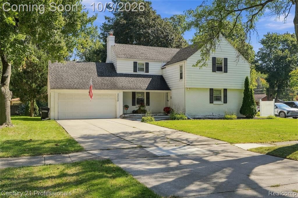 Property Photo:  27738 Lathrup Boulevard  MI 48076 