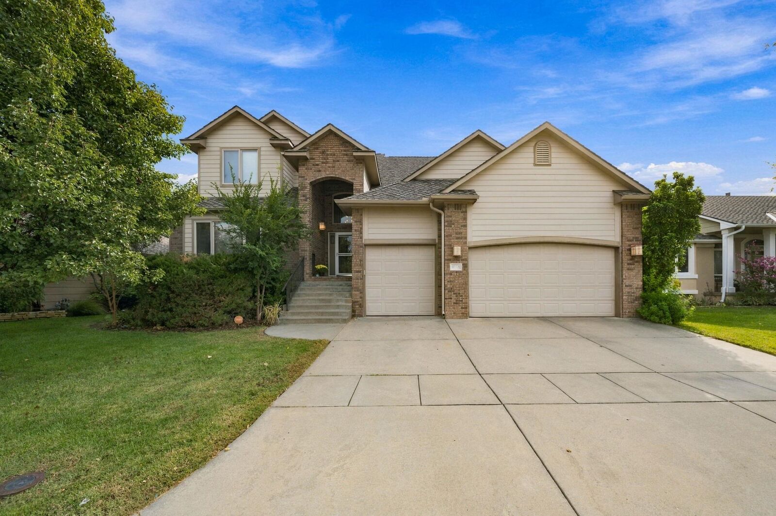Property Photo:  6915 W Garden Ridge Ct  KS 67205 