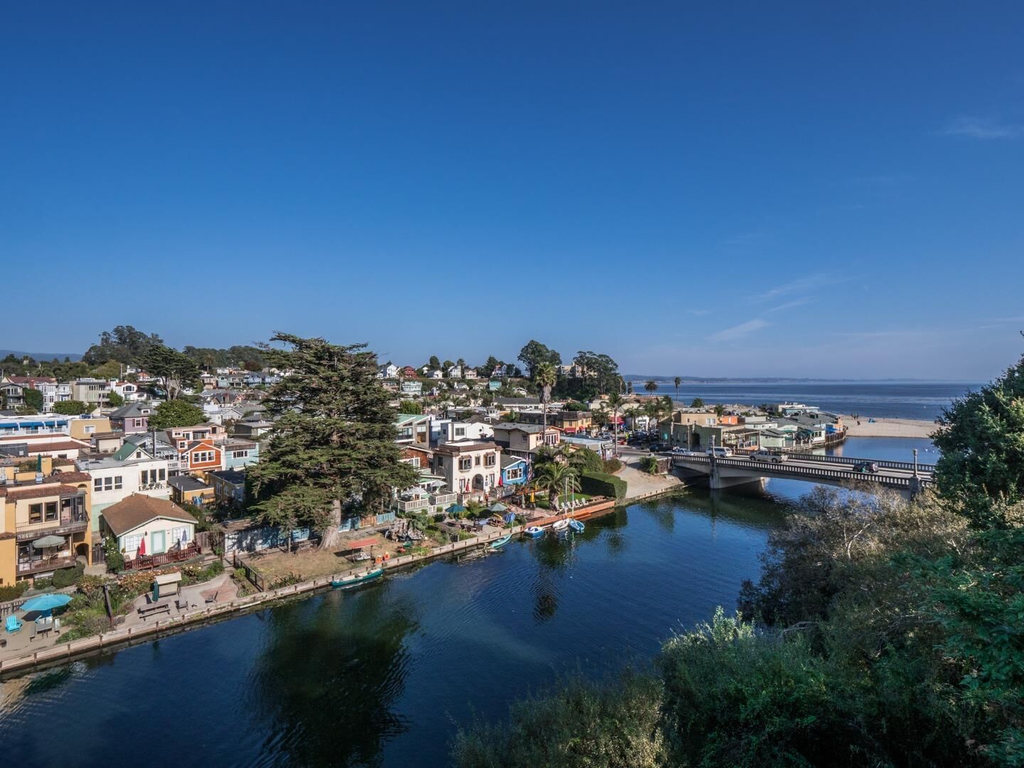 Property Photo:  431 Capitola Avenue  CA 95010 