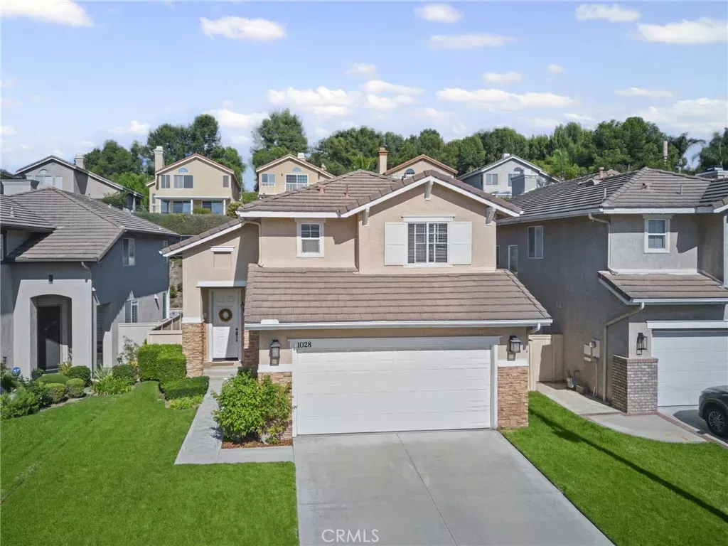 Property Photo:  1028 S Brianna Way  CA 92808 