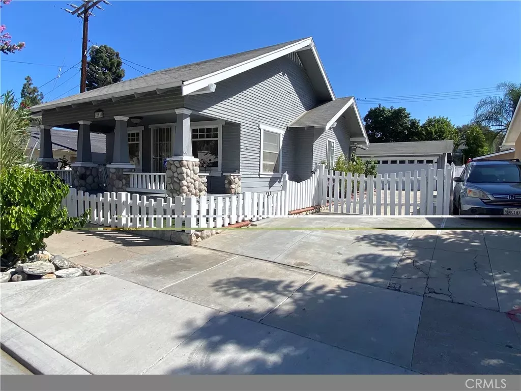 Property Photo:  211 S Ross  CA 92701 