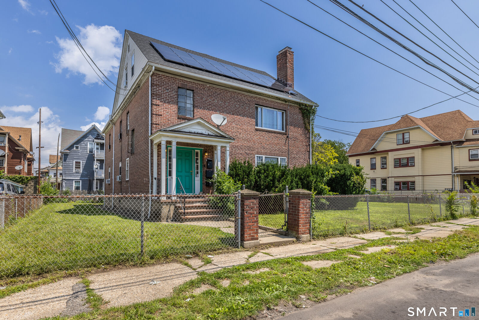 Property Photo:  260 Whitney Avenue  CT 06606 