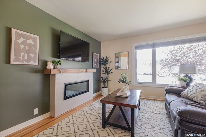 Property Photo:  1454 Horace Street  SK S4T 5L8 